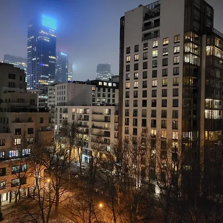 Delux Center